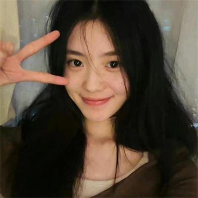 水中的女人